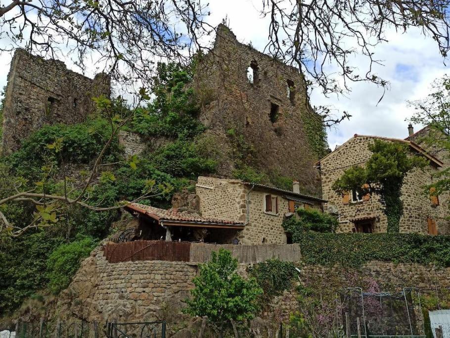 Gite Le Rocher Du Chateau De Retourtour Lamastre Kültér fotó