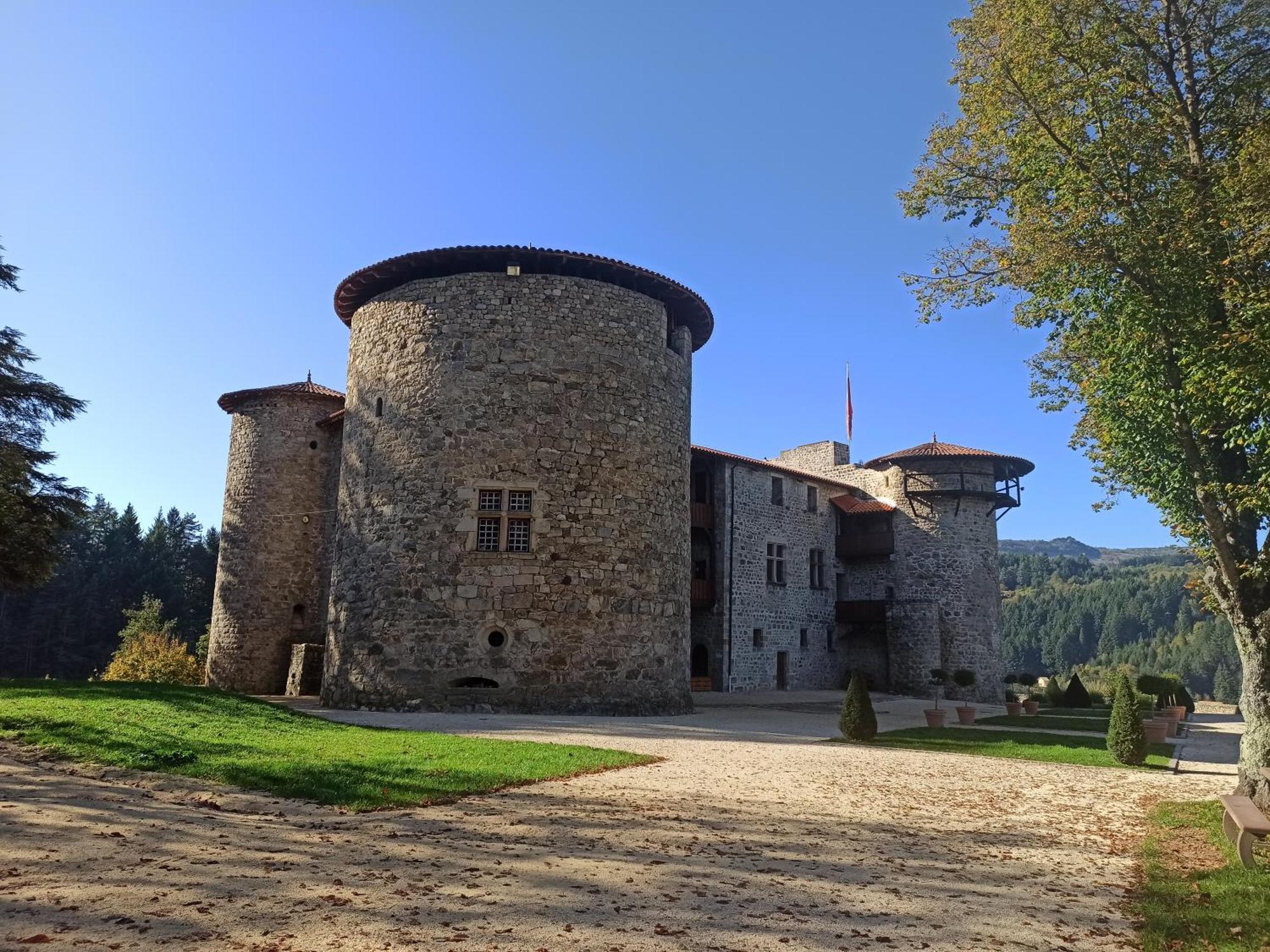 Gite Le Rocher Du Chateau De Retourtour Lamastre Kültér fotó